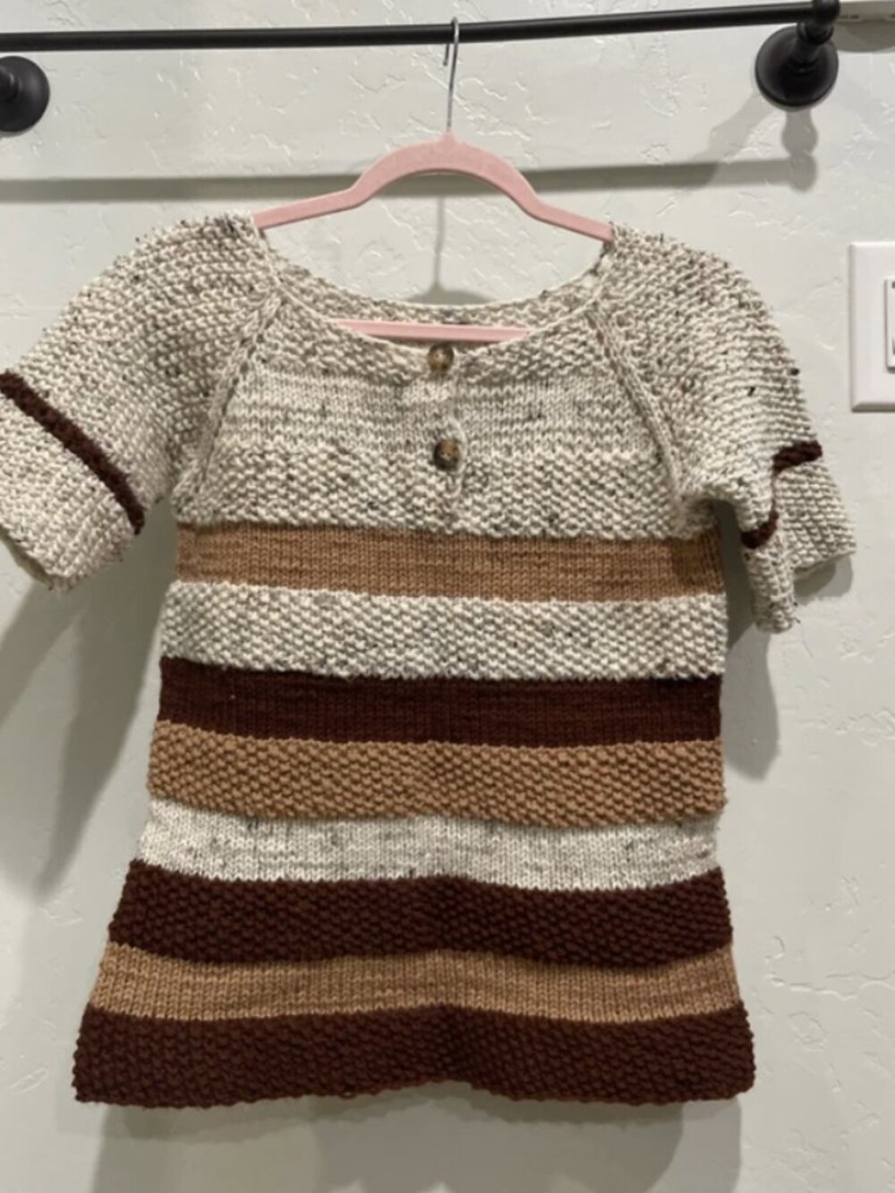 Seamless handmade sweater vest woman size M
